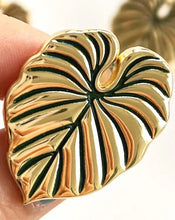 Load image into Gallery viewer, Plant Pins
